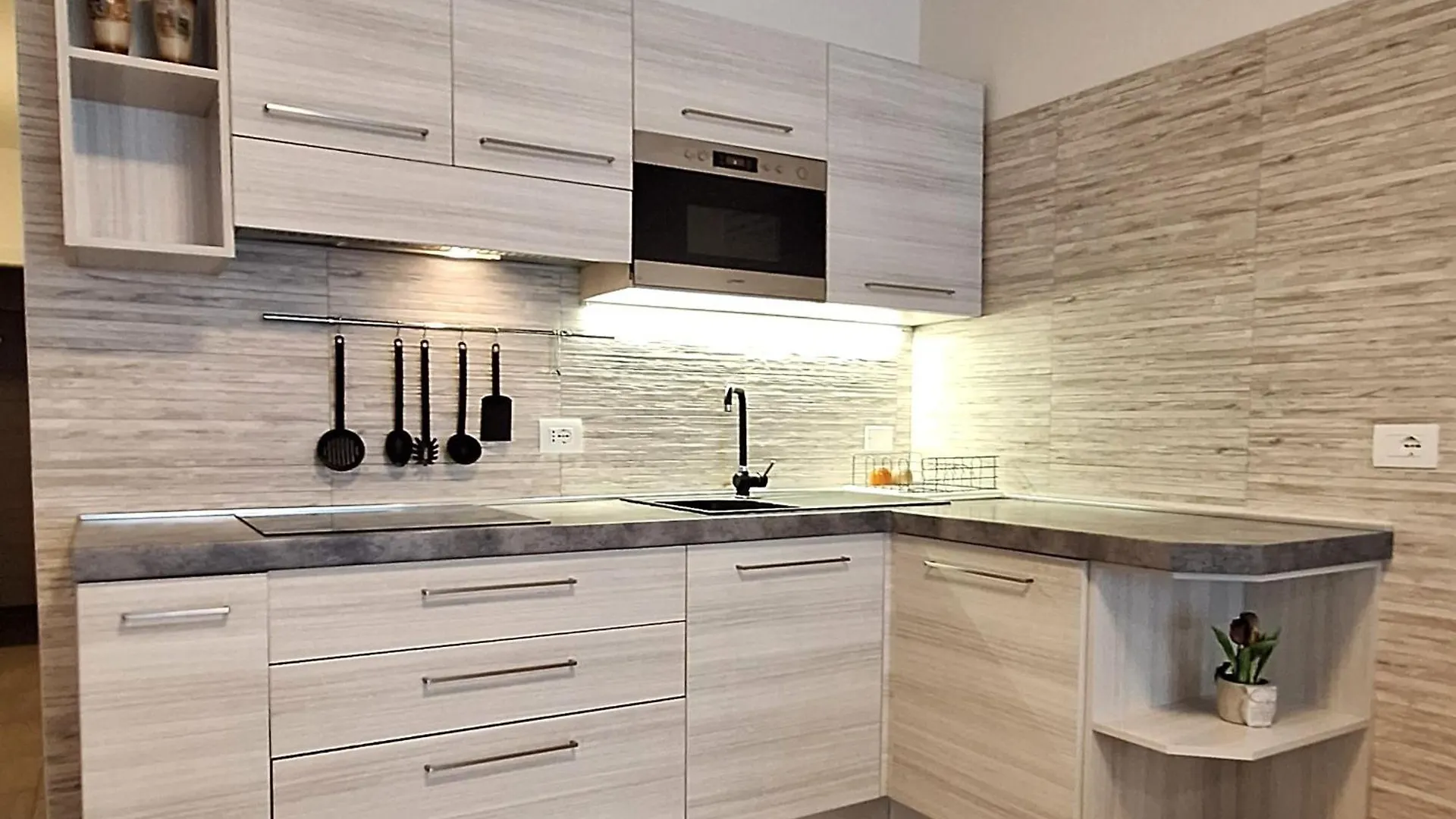 Trilocale Lazise Pool - Al Glicine Apartments Olaszország
