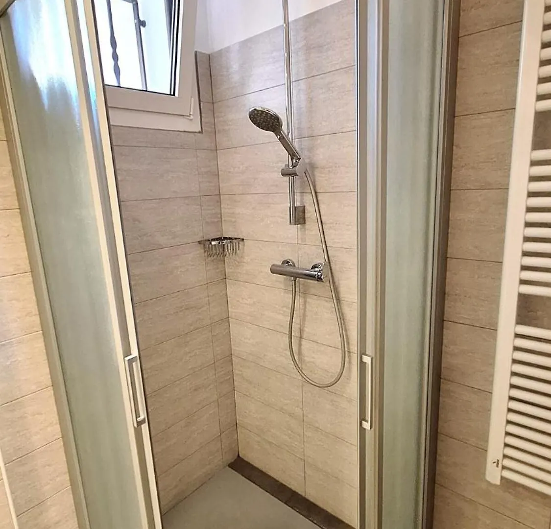 Trilocale Lazise Pool - Al Glicine Apartments