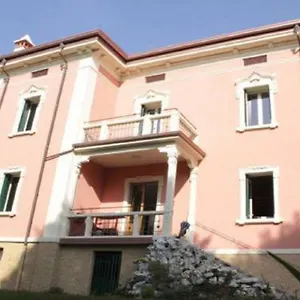 Bed & Breakfast La Familia, Lazise